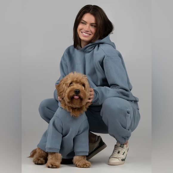 Comfrt Signature Paw Dog Hoodie Large NWT - Picture 2 of 3